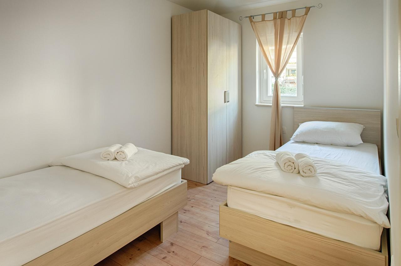 Cezar Luxury Apartment Omis Bagian luar foto